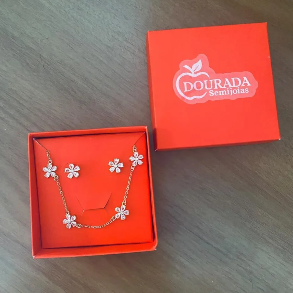 conjunto feminino flor zircônia cristal dourado elegante