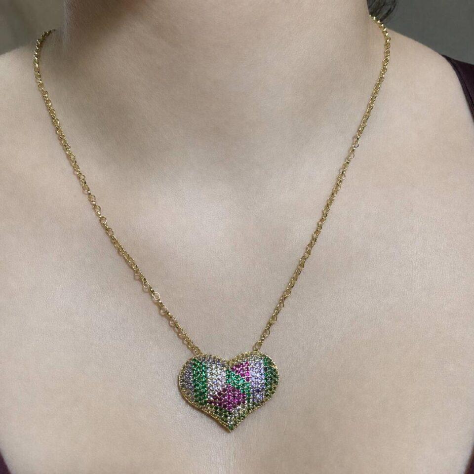 Conjunto coração colors cravejado pedras coloridas brilho sofisticado elegante