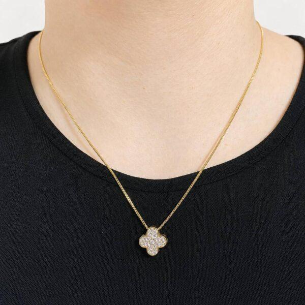 Colar trevo dourado zircônias delicado sofisticado amuleto elegante feminino