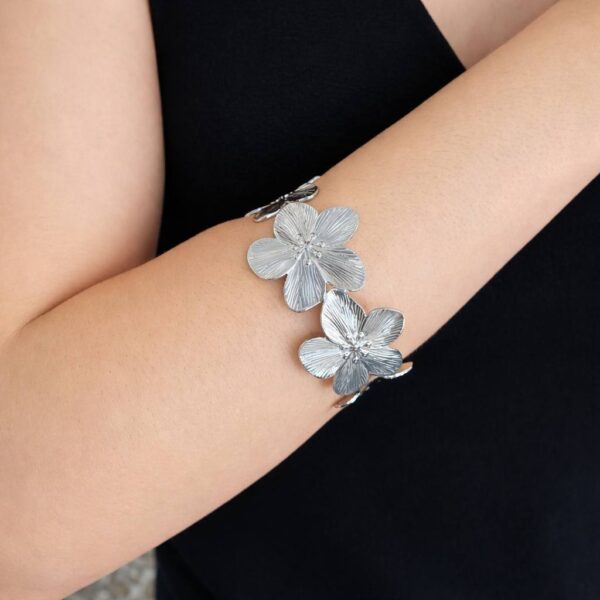 bracelete flores margarida feminino